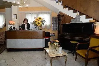 Marco Polo Self Check-in Hotell Bologna