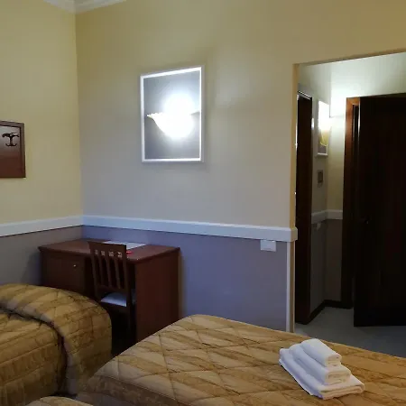Marco Polo Self Check-in Hotell 3*